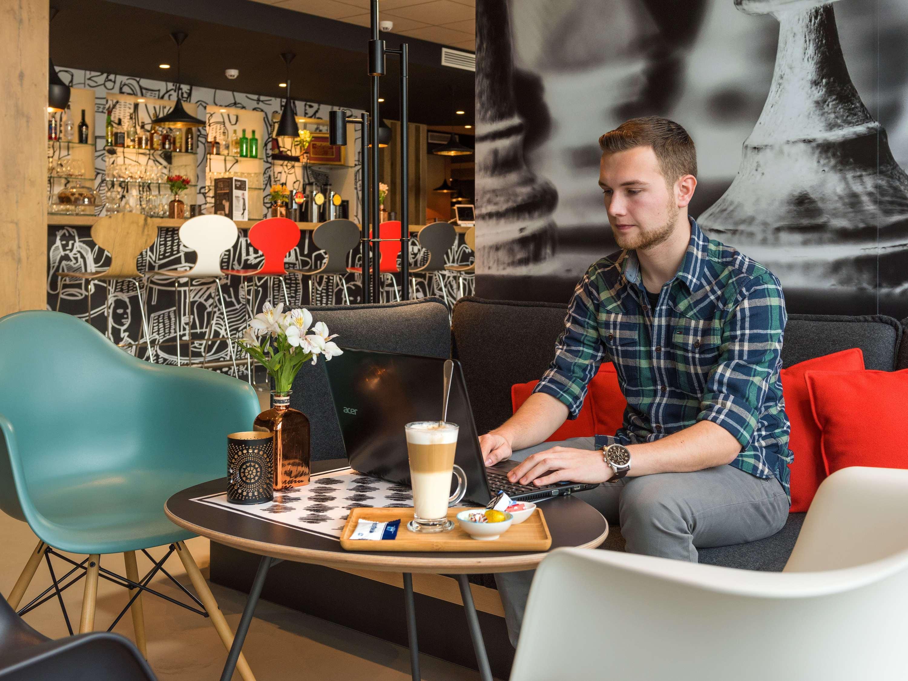 Ibis Aalst Hotell Eksteriør bilde